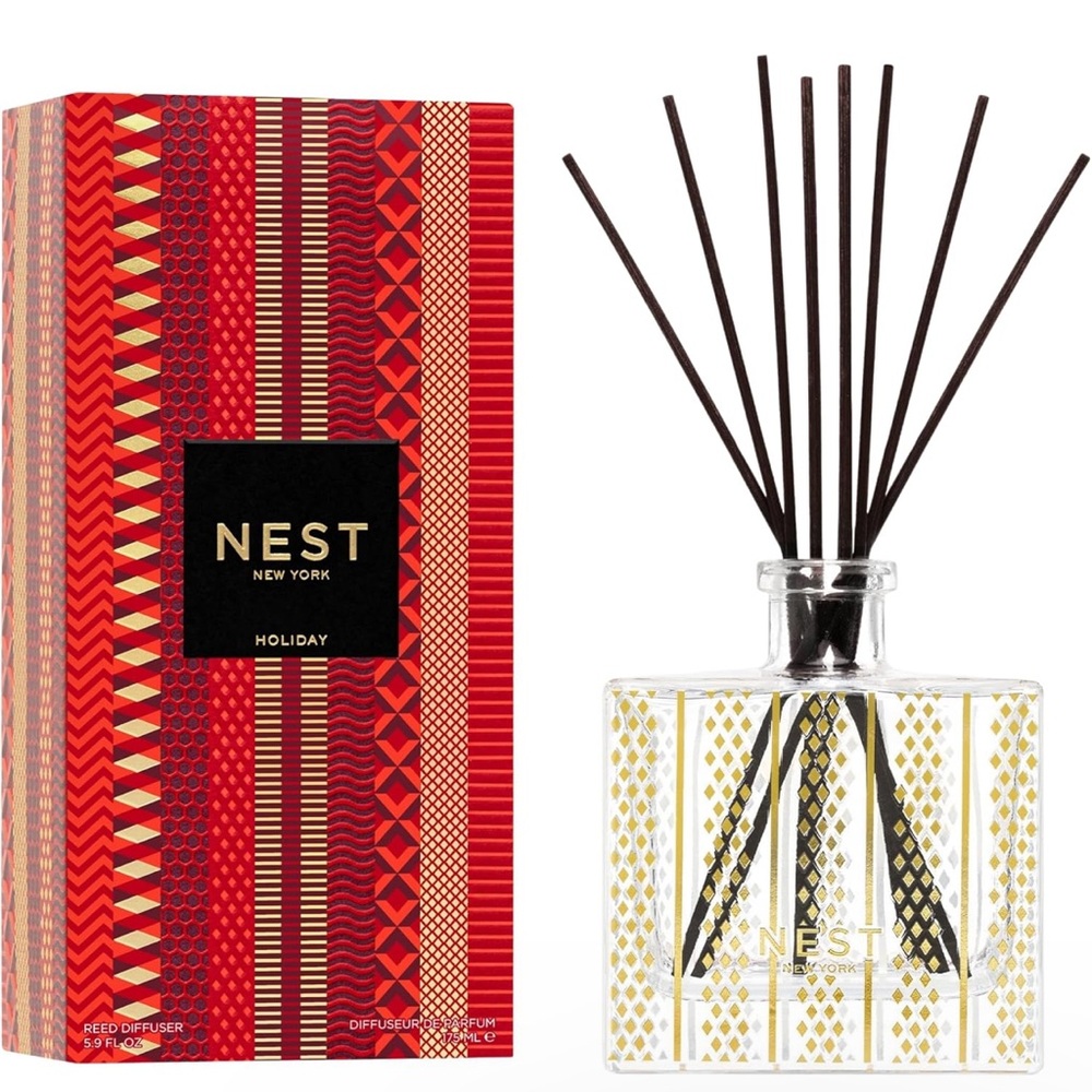 NEST Fragrances Holiday Reed Diffuser - Red and Gold - Picture 3 of 4